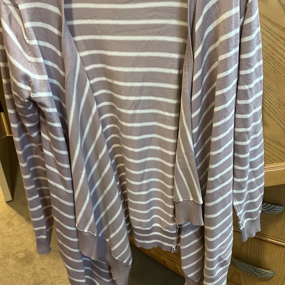 Bajee collection grey and white sweater jacket size large - Picture 6 of 9